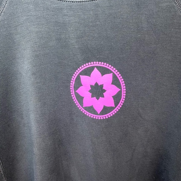 NUX Womens Sleek Sweat Ultra Soft Pullover Crew Neck Sweatshirt Black Yoga Small - Picture 13 of 14